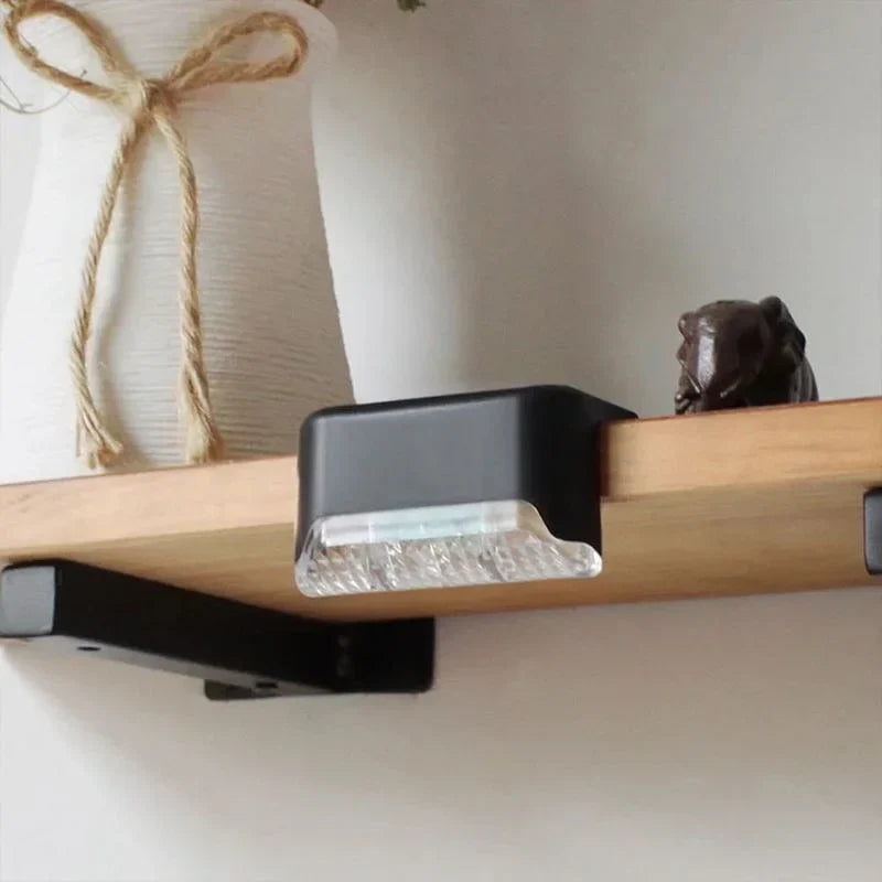 Ultra-silná solární LED lampa pro venkovní použití